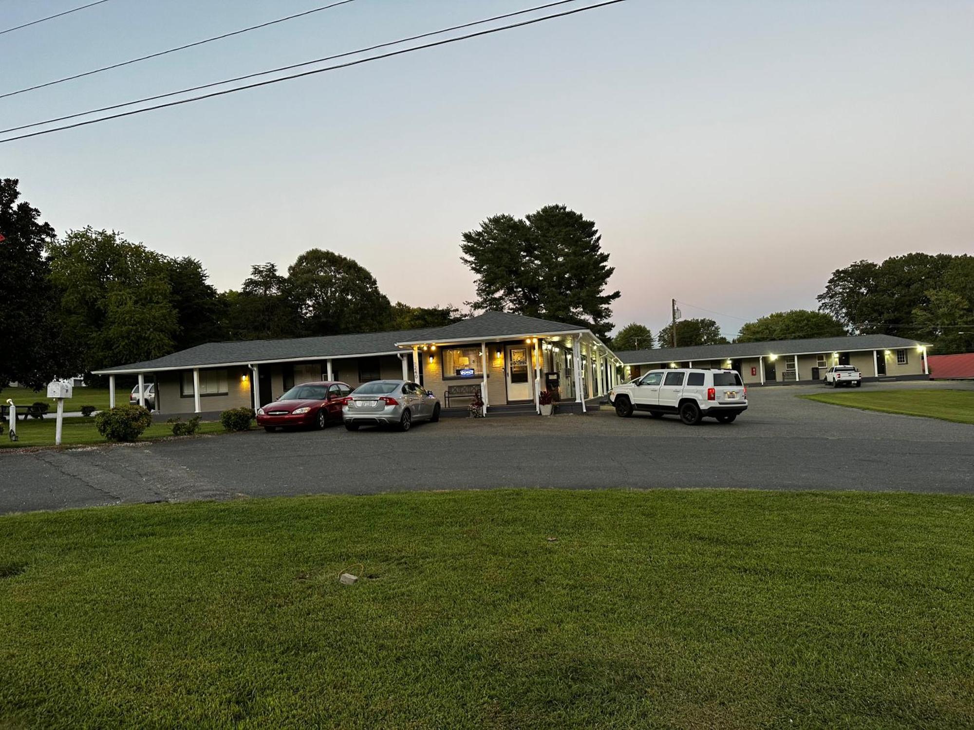 Bea'S Parkway Inn Mount Airy Luaran gambar